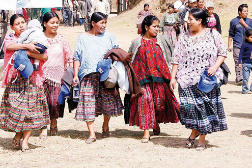 Demi presenta avances en protección de derechos de las mujeres indígenas